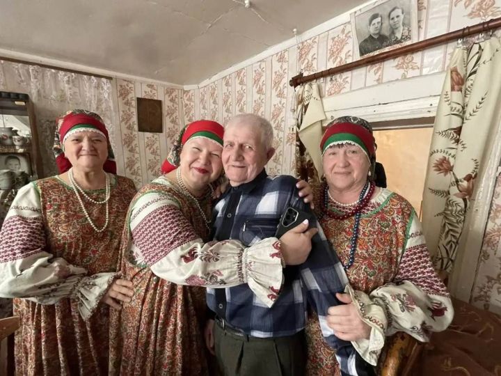 Лаеш районында яшәүче Ватанны саклаучылар көнендә 90 яшен билгеләп үтте