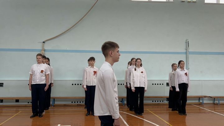 «Смотр строя и песни» в Лаишевской гимназии №1: дисциплина и патриотизм в унисон