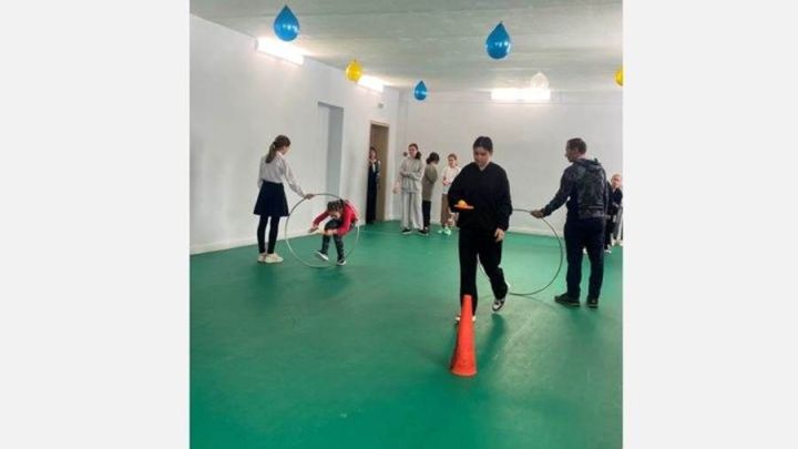 Күңелле стартлар һәм концерт: Ташкирмән мәктәбендә 8 март көнен ничек билгеләп үттеләр