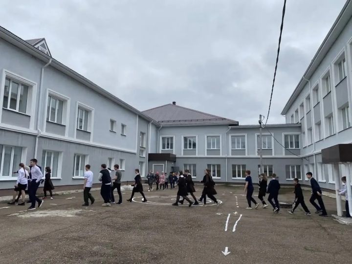 Лаишевские школьники учились действовать при террористических угрозах