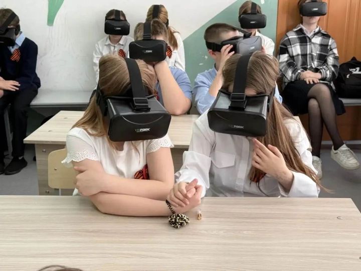 Лаеш районы укучылары вакыт буенча виртуаль сәяхәт кылдылар