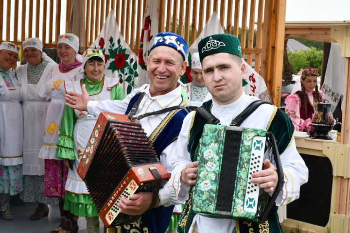 Сабантуй: народные подворья и традиции