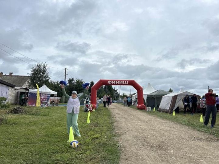 «Держись в Державино!»: безнең районда бэкъярдның беренче көне
