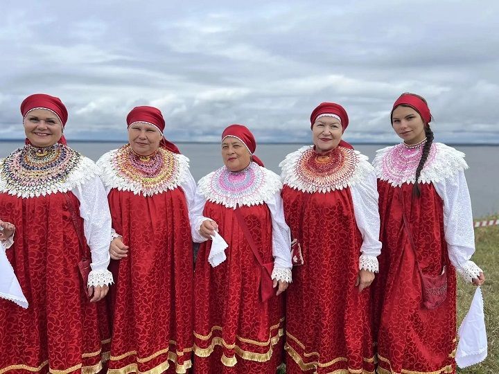 Фольклорный ансамбль «Каравон» зажёг на фестивале в Красновидово