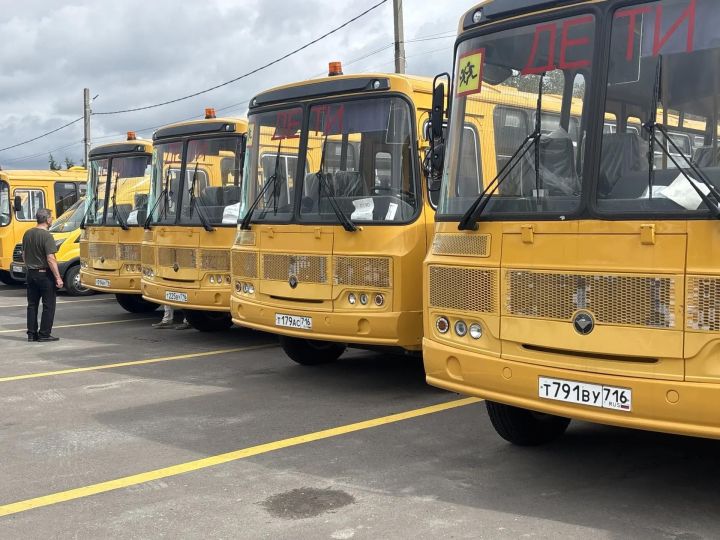 В Лаишевском районе проверили школьные автобусы