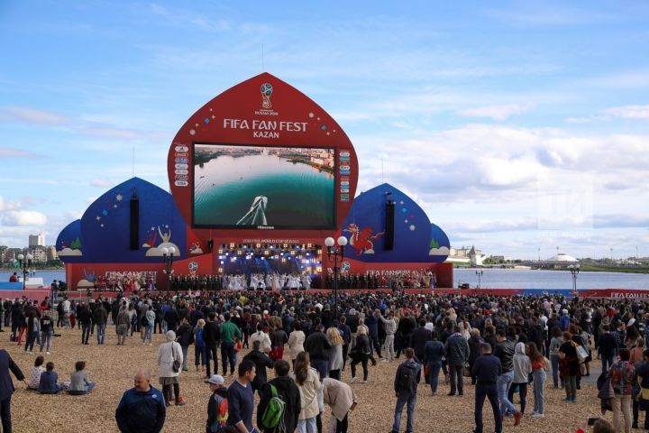 Казанда Дөнья чемпионатының 4 көнендә җанатарлар фестивалендә 150 мең кеше кунак булган